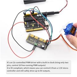 Keyestudio Controlador PWM de 16 canales 12-bit o para controlar 16 servo